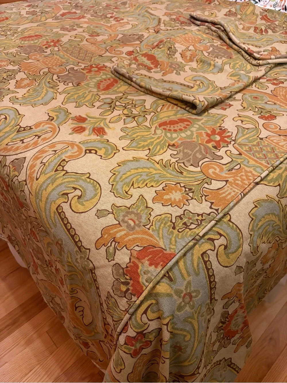 Pottery Barn Paisley Floral Duvet Cover in Cream, Green, Blue, Rust